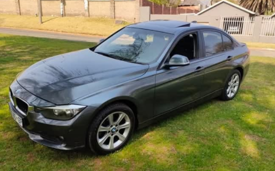 BMW - 316i F30 2014 Model